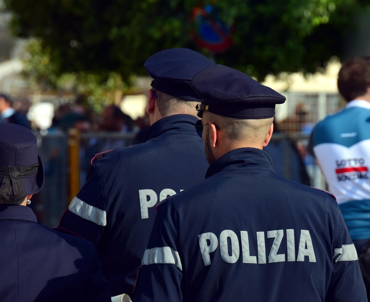 Ancona, controlli straordinari al Piano: identificate oltre 100 persone dalla Polizia di Stato
