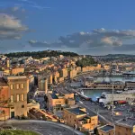 Controlli della Polizia di Stato ad Ancona: sanzioni e sospensioni nei locali durante le festività