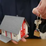 Marche, casa sempre più cara: affitti e bollette pesano fino al 40% del reddito