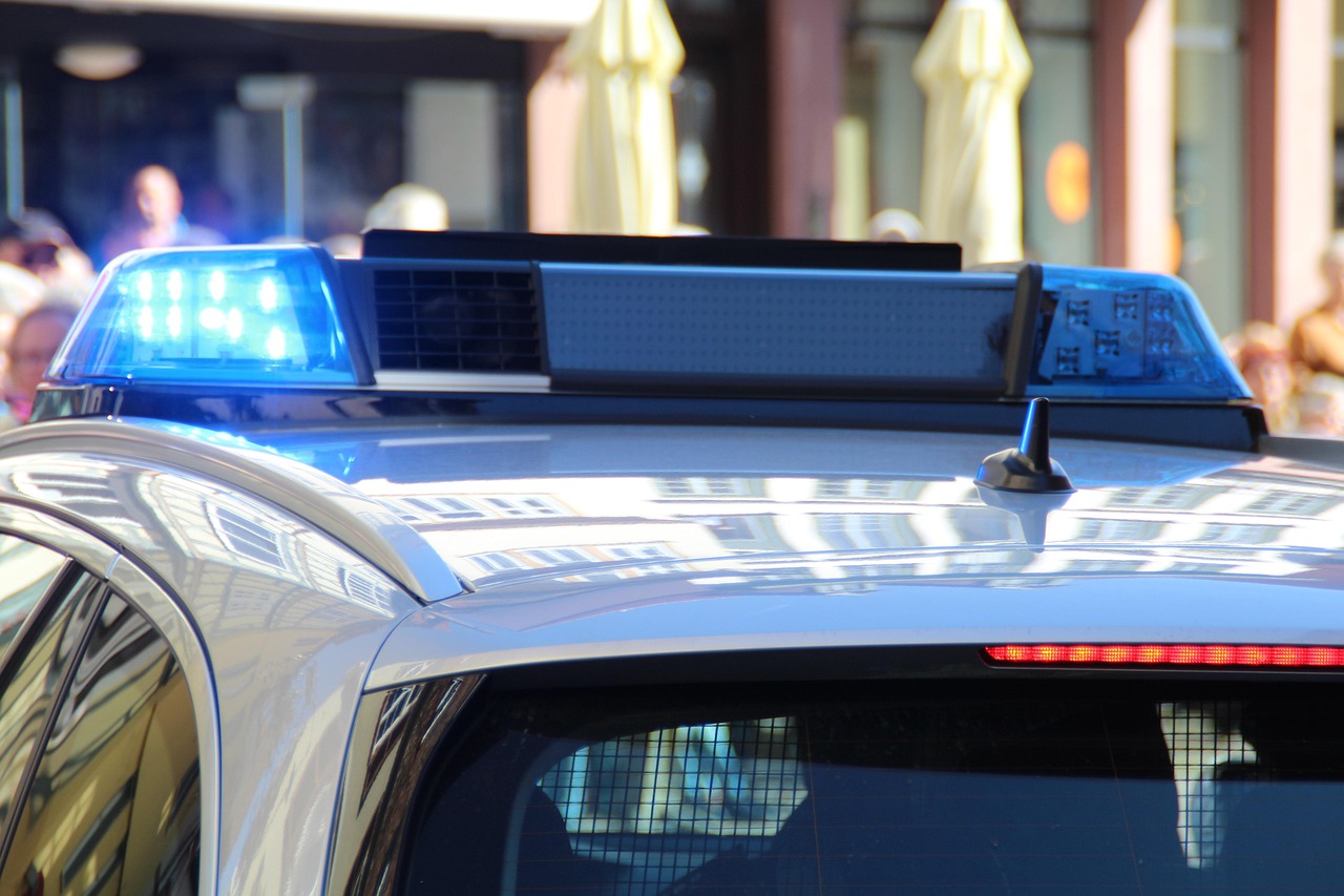 Controlli della Polizia ad Ancona, denunciati due stranieri irregolari