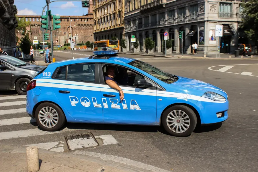 Ancona, avvisi orali del Questore a due uomini arrestati per droga e armi