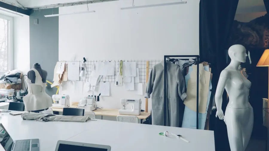 Industria marchigiana, produzione in calo nel primo trimestre: soffrono export e sistema moda
