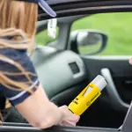 Guida in stato di ebbrezza dopo una battuta di caccia: denunciato e licenza revocata