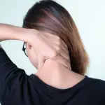 Come curare la cervicale: soluzioni efficaci e rimedi pratici